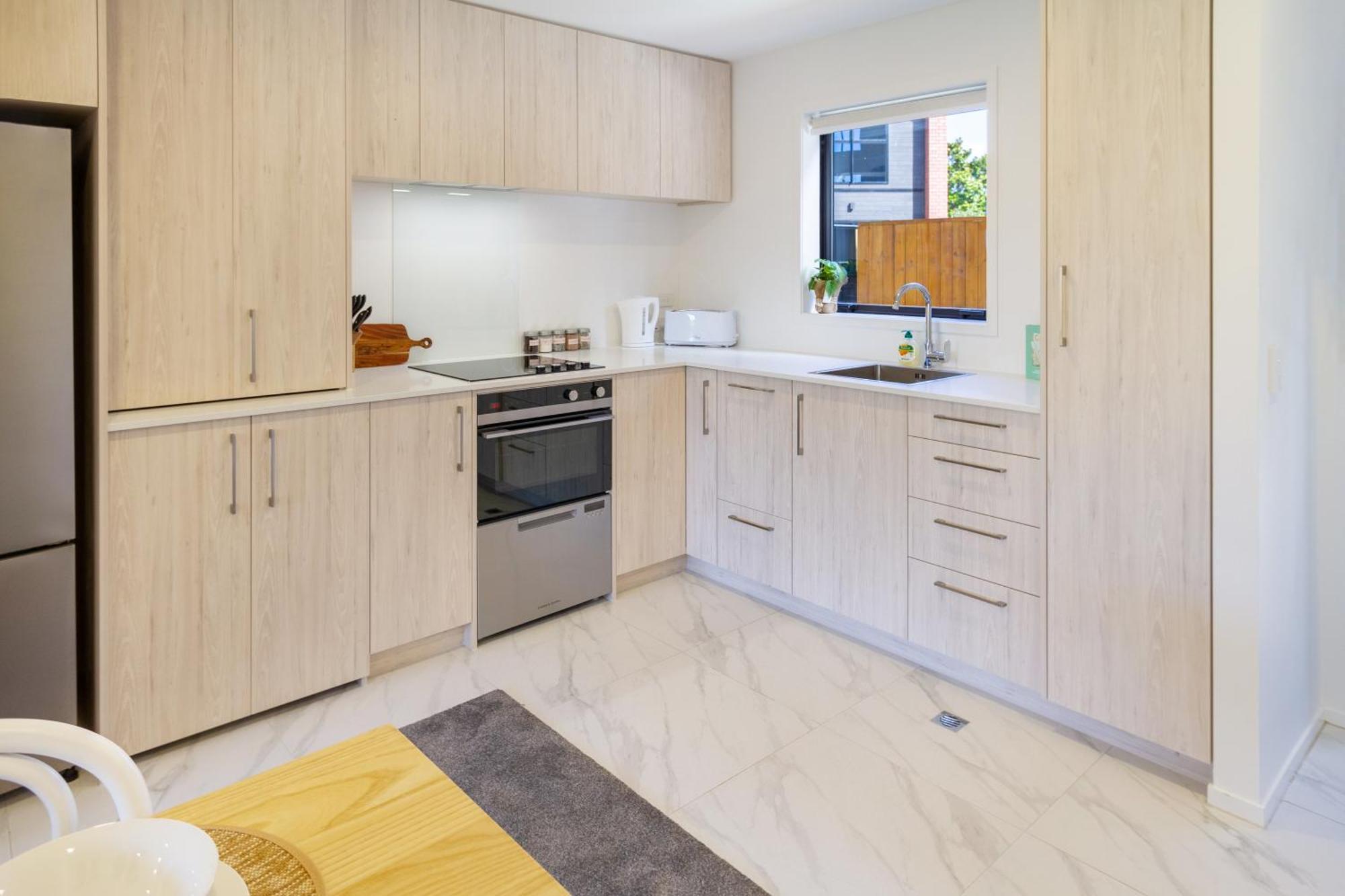 Chic 2-Bed Gem: Trust Arena Proximity - West Akl Apartment Auckland Exterior photo