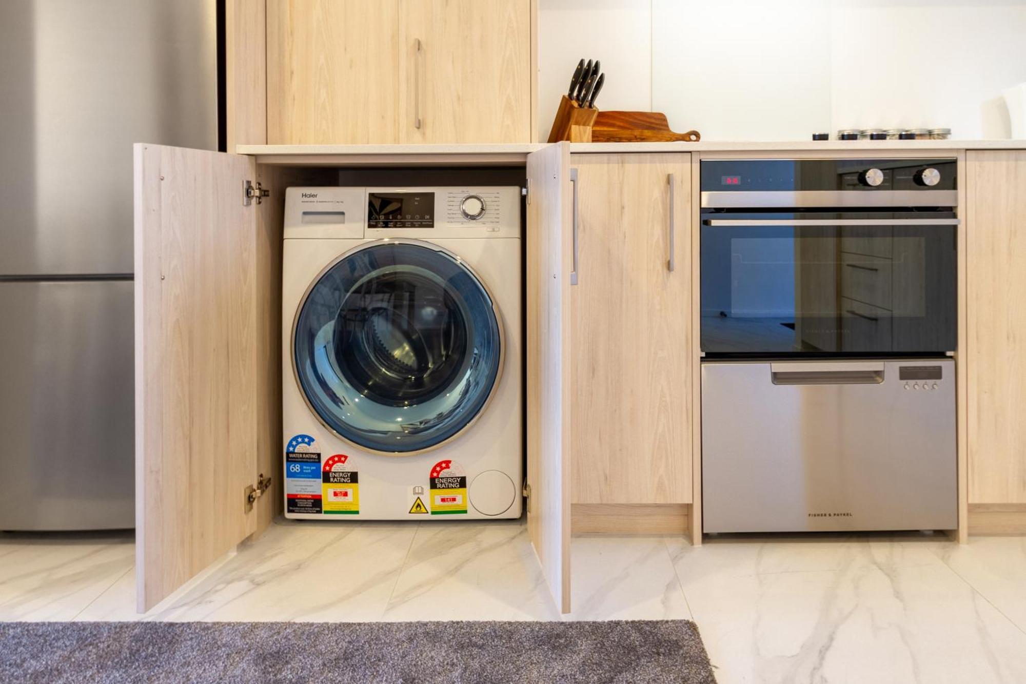 Chic 2-Bed Gem: Trust Arena Proximity - West Akl Apartment Auckland Exterior photo